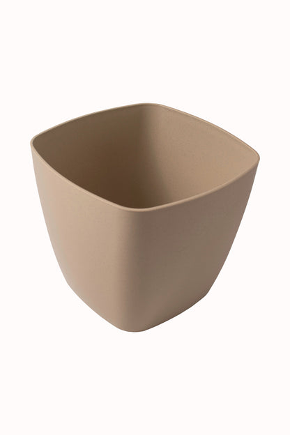 MACETA UMBRA CUADRADA 22