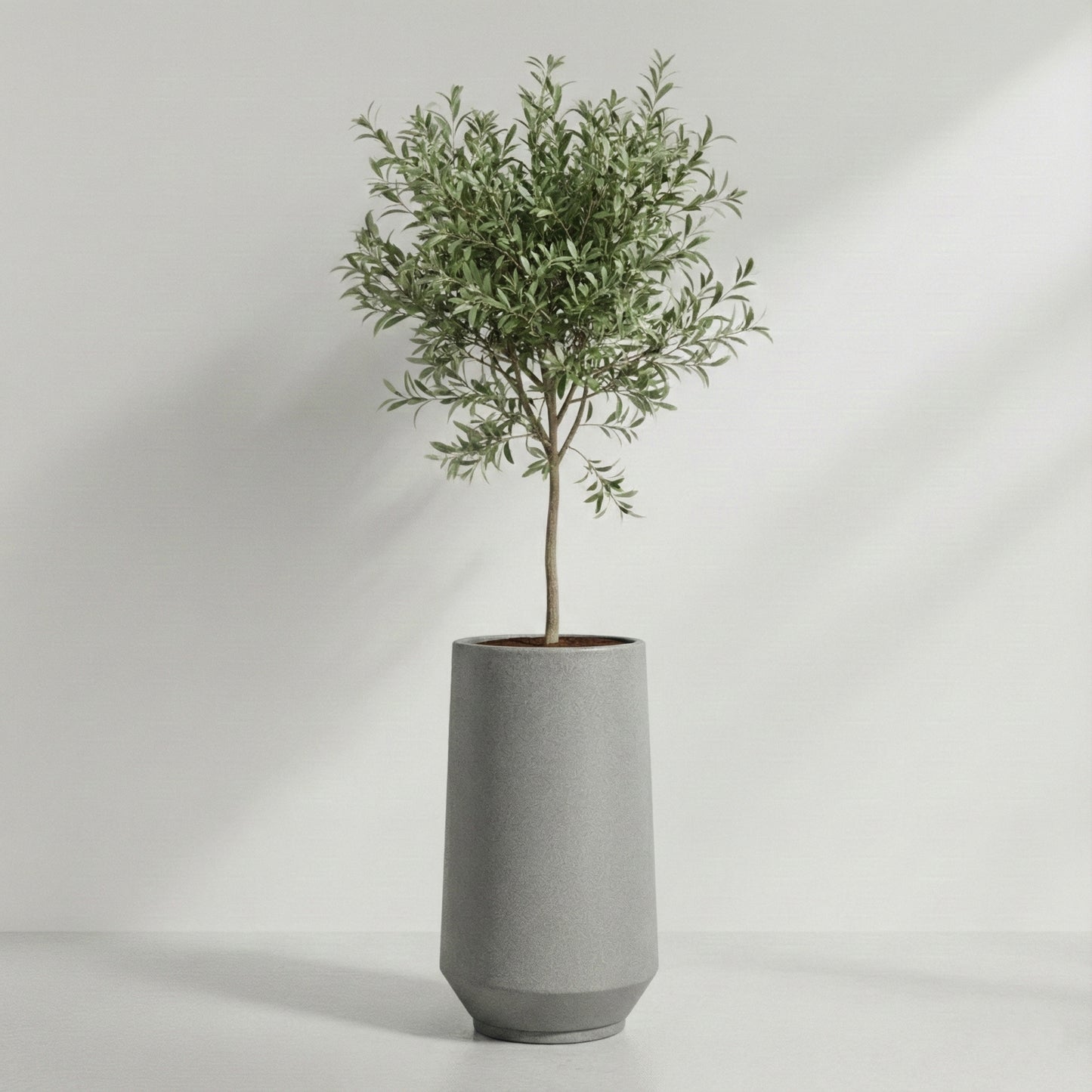 Maceta Bosco Vignola 53 L simil piedra – Interior y exterior, alta y decorativa