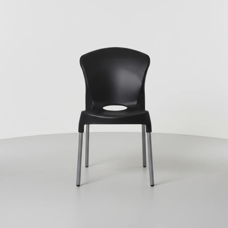 Silla de Diseño Zafiro Negra con Patas Metálicas Apilable