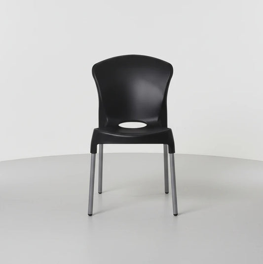 Silla de Diseño Zafiro Negra con Patas Metálicas Apilable