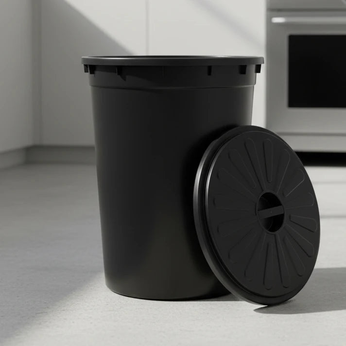 Tacho de basura 48 L Negro con tapa Gemplast